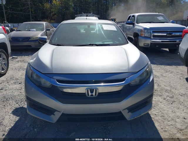 46397732 :رقم المزاد ، 19XFC2F55GE068067 vin ، 2016 Honda Civic Lx مزاد بيع