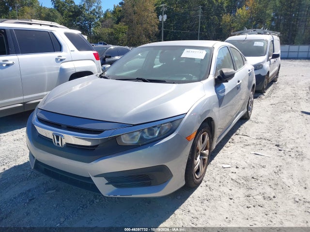 46397732 :رقم المزاد ، 19XFC2F55GE068067 vin ، 2016 Honda Civic Lx مزاد بيع