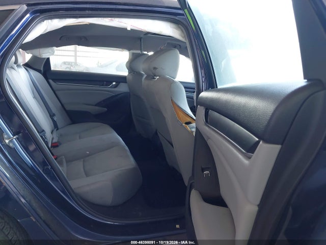 46398091 :رقم المزاد ، 1HGCV1F48JA231692 vin ، 2018 Honda Accord Ex مزاد بيع