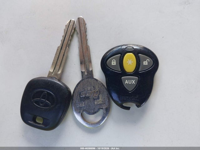 46398096 :رقم المزاد ، 2T1BR32E15C461701 vin ، 2005 Toyota Corolla Le مزاد بيع