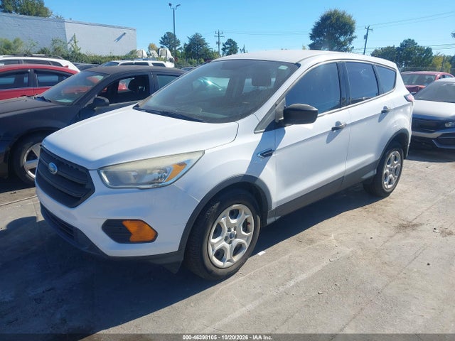 2017 Ford Escape S მანქანა იყიდება აუქციონზე, vin: 1FMCU0F73HUE63658, აუქციონის ნომერი: 46398105