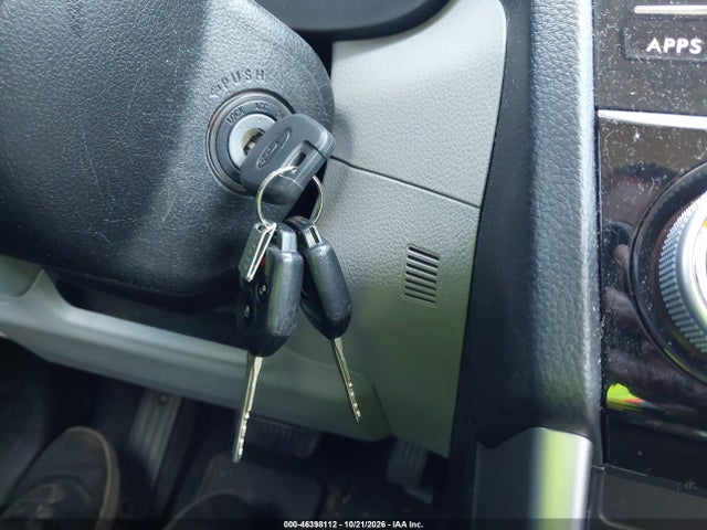 46398112 :رقم المزاد ، JF2SJADC6GH421525 vin ، 2016 Subaru Forester 2.5i Premium مزاد بيع