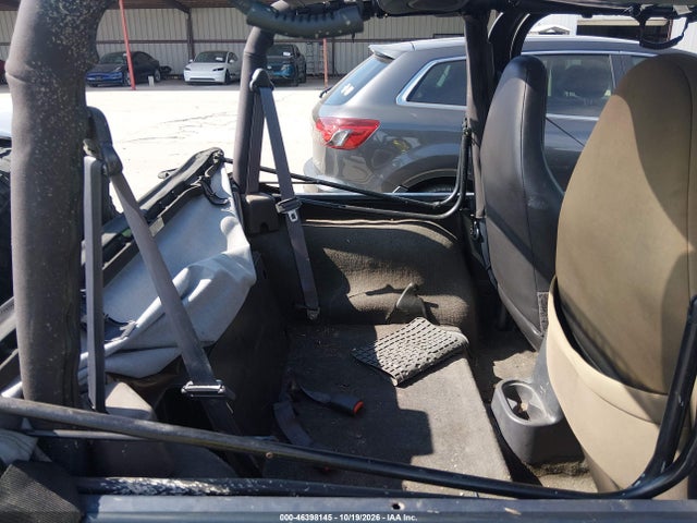 2002 Jeep Wrangler Sport მანქანა იყიდება აუქციონზე, vin: 1J4FA49S42P745468, აუქციონის ნომერი: 46398145