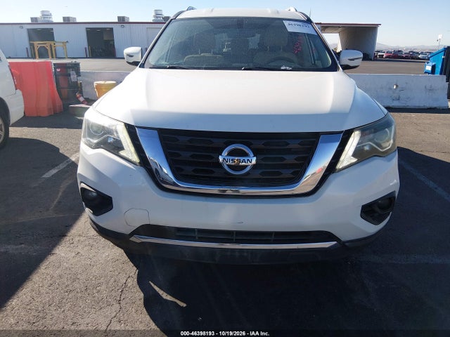46398193 :رقم المزاد ، 5N1DR2MMXJC614243 vin ، 2018 Nissan Pathfinder Sv مزاد بيع