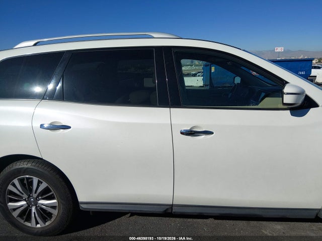 46398193 :رقم المزاد ، 5N1DR2MMXJC614243 vin ، 2018 Nissan Pathfinder Sv مزاد بيع