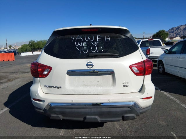 46398193 :رقم المزاد ، 5N1DR2MMXJC614243 vin ، 2018 Nissan Pathfinder Sv مزاد بيع