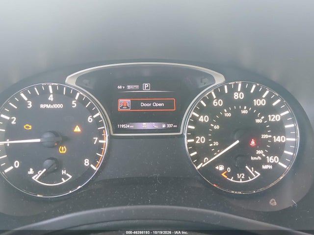 46398193 :رقم المزاد ، 5N1DR2MMXJC614243 vin ، 2018 Nissan Pathfinder Sv مزاد بيع