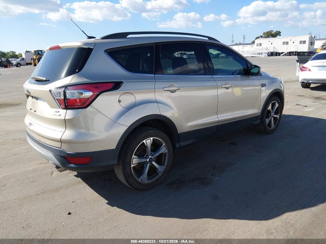 Продажа на аукционе авто 2017 Ford Escape Se, vin: 1FMCU0GD5HUE13011, номер лота: 46398223