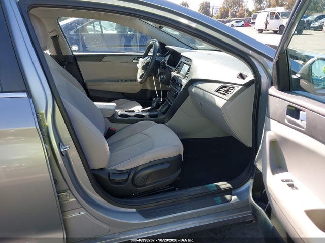 Aukcja sprzedaży 2017 Hyundai Sonata Se, vin: 5NPE24AFXHH449002, numer aukcji: 46398267