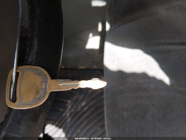 46398272 :رقم المزاد ، 1GNEC13V34R306130 vin ، 2004 Chevrolet Tahoe Ls مزاد بيع
