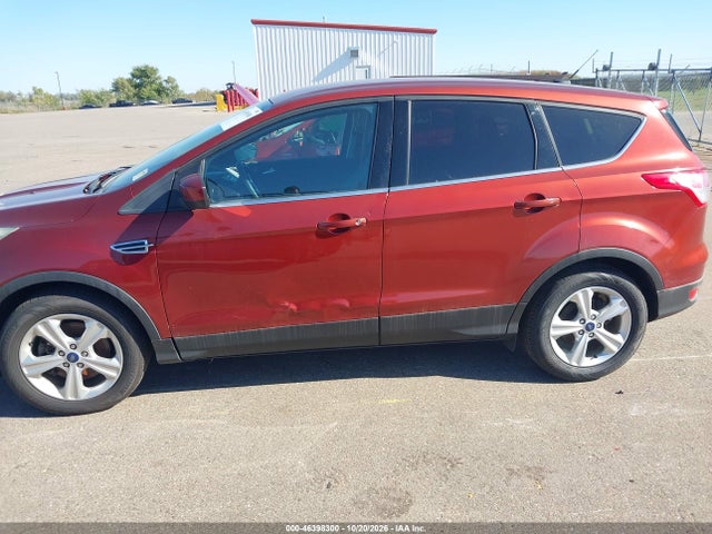 46398300 :رقم المزاد ، 1FMCU9GX8GUC11535 vin ، 2016 Ford Escape Se مزاد بيع