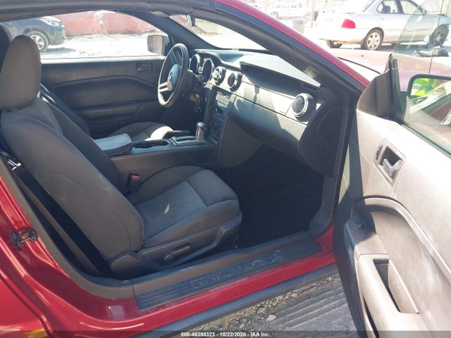 2007 Ford Mustang V6 Deluxe/v6 Premium მანქანა იყიდება აუქციონზე, vin: 1ZVFT84N575354743, აუქციონის ნომერი: 46398323