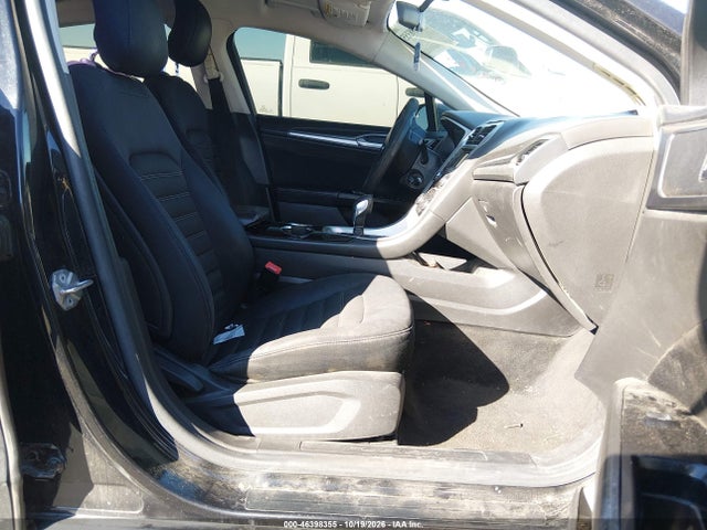 3FA6P0H73FR105508 Ford FUSION SE