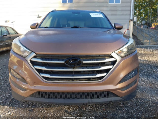 Продажа на аукционе авто 2017 Hyundai Tucson Se, vin: KM8J33A45HU518202, номер лота: 46398638