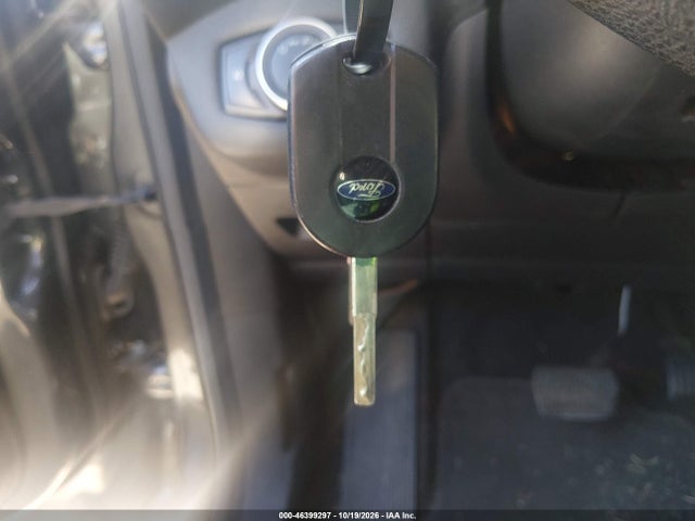 46399297 :رقم المزاد ، 1FMCU0GX4FUB61047 vin ، 2015 Ford Escape Se مزاد بيع