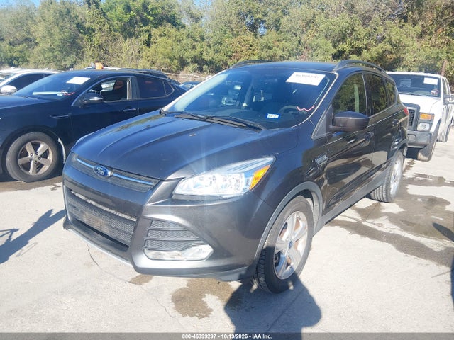46399297 :رقم المزاد ، 1FMCU0GX4FUB61047 vin ، 2015 Ford Escape Se مزاد بيع