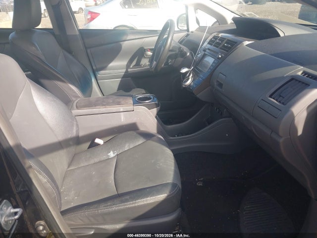 46399390 :رقم المزاد ، JTDZN3EU2C3065215 vin ، 2012 Toyota Prius V Five مزاد بيع
