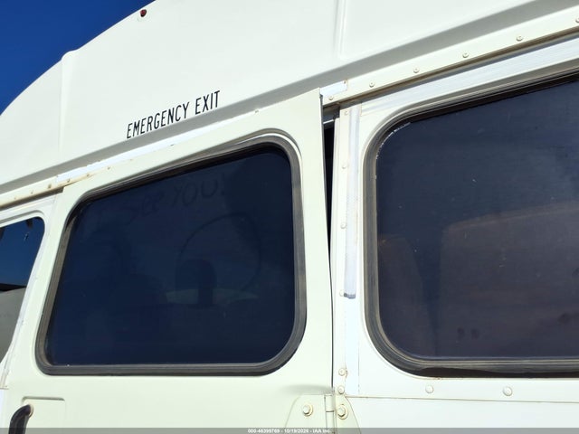 46399769 :رقم المزاد ، 1BABLCPA7GF320062 vin ، 2016 Blue Bird School Bus / Transit Bus مزاد بيع