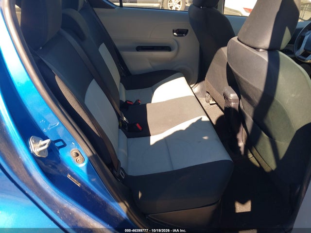 2012 Toyota Prius C Two მანქანა იყიდება აუქციონზე, vin: JTDKDTB33C1511495, აუქციონის ნომერი: 46399777