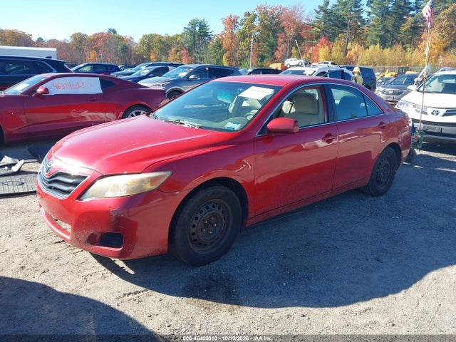 46400010 :رقم المزاد ، 4T4BF3EK2AR010950 vin ، 2010 Toyota Camry Le مزاد بيع