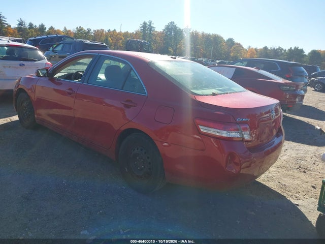 46400010 :رقم المزاد ، 4T4BF3EK2AR010950 vin ، 2010 Toyota Camry Le مزاد بيع