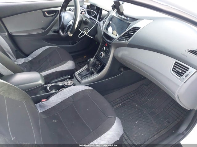 Продажа на аукционе авто 2015 Hyundai Elantra Se, vin: 5NPDH4AE9FH602774, номер лота: 46400297
