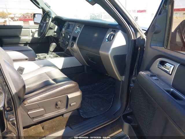 Продажа на аукционе авто 2016 Ford Expedition Xlt, vin: 1FMJU1HT2GEF27043, номер лота: 46400304