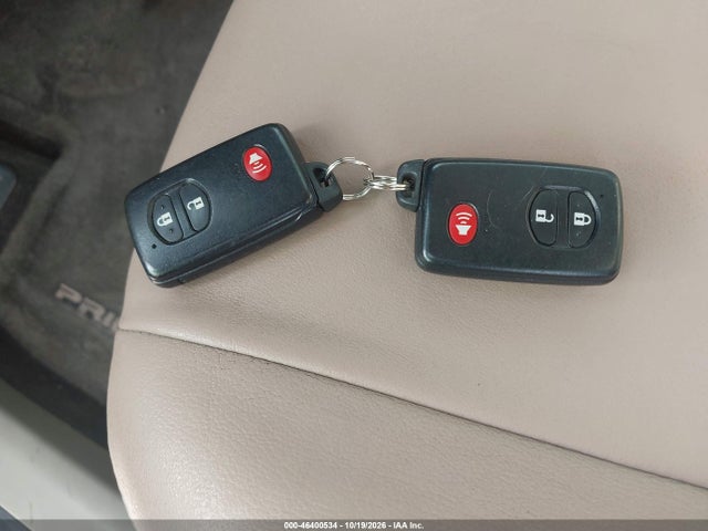 2014 Toyota Prius Four მანქანა იყიდება აუქციონზე, vin: JTDKN3DU3E1745027, აუქციონის ნომერი: 46400534