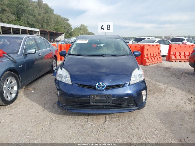 2014 Toyota Prius Four მანქანა იყიდება აუქციონზე, vin: JTDKN3DU3E1745027, აუქციონის ნომერი: 46400534