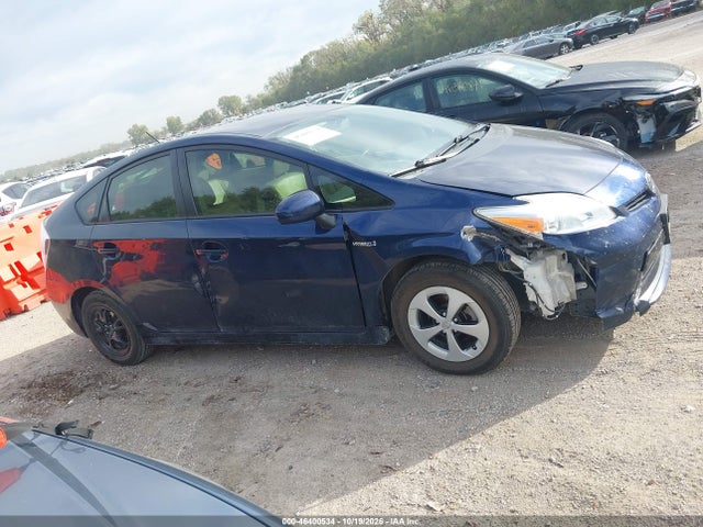 2014 Toyota Prius Four მანქანა იყიდება აუქციონზე, vin: JTDKN3DU3E1745027, აუქციონის ნომერი: 46400534
