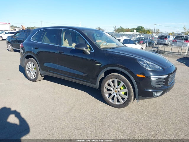 2016 Porsche Cayenne E-hybrid S მანქანა იყიდება აუქციონზე, vin: WP1AE2A26GLA62575, აუქციონის ნომერი: 46401525