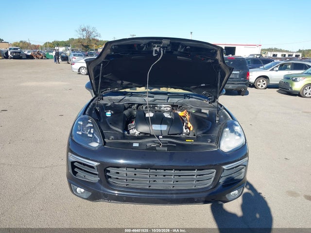2016 Porsche Cayenne E-hybrid S მანქანა იყიდება აუქციონზე, vin: WP1AE2A26GLA62575, აუქციონის ნომერი: 46401525