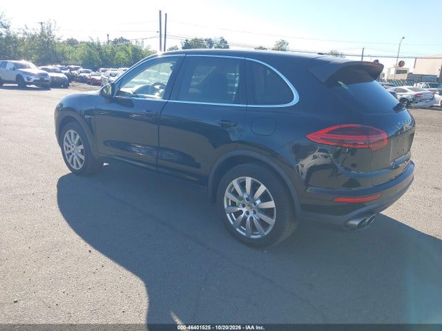 2016 Porsche Cayenne E-hybrid S მანქანა იყიდება აუქციონზე, vin: WP1AE2A26GLA62575, აუქციონის ნომერი: 46401525