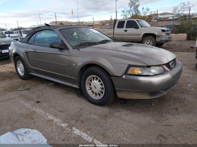 2001 Ford Mustang მანქანა იყიდება აუქციონზე, vin: 1FAFP44451F178680, აუქციონის ნომერი: 46401639