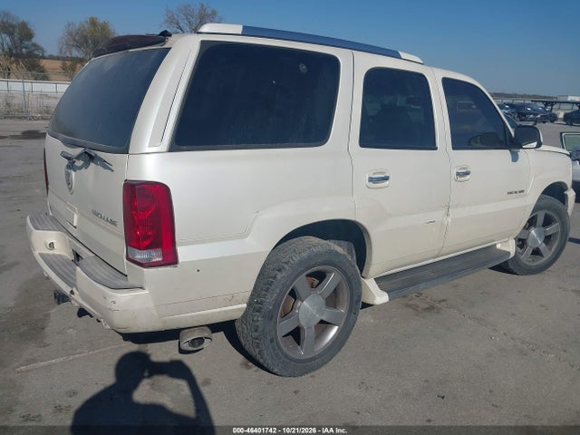 Продажа на аукционе авто 2002 Cadillac Escalade Standard, vin: 1GYEK63NX2R150314, номер лота: 46401742