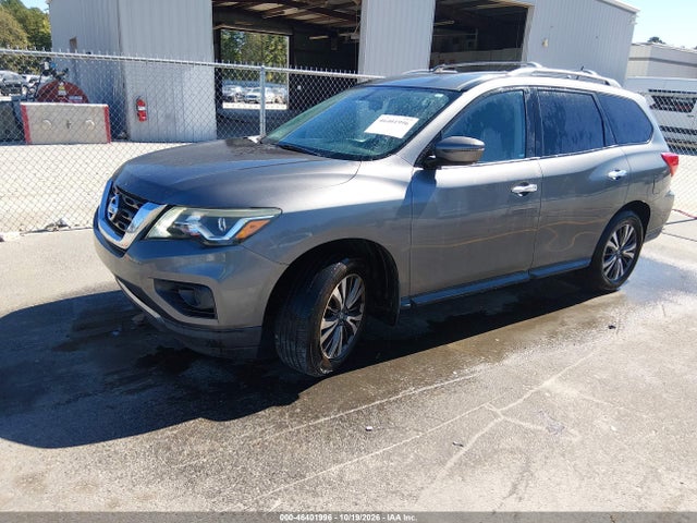 46401996 :رقم المزاد ، 5N1DR2MN9HC903102 vin ، 2017 Nissan Pathfinder S مزاد بيع