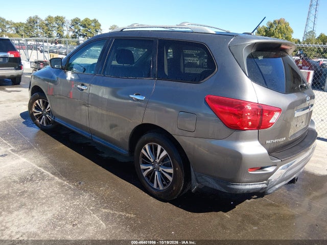 46401996 :رقم المزاد ، 5N1DR2MN9HC903102 vin ، 2017 Nissan Pathfinder S مزاد بيع
