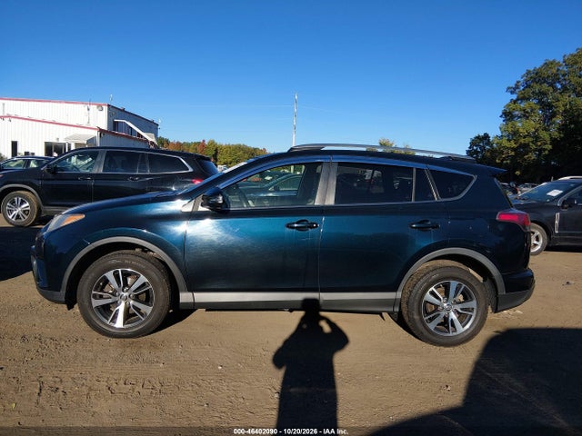 Aukcja sprzedaży 2017 Toyota Rav4 Xle, vin: JTMRFREV8HJ705472, numer aukcji: 46402090