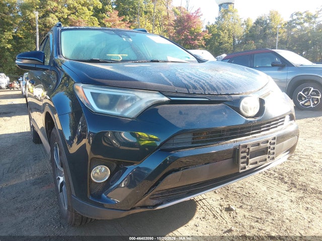 Aukcja sprzedaży 2017 Toyota Rav4 Xle, vin: JTMRFREV8HJ705472, numer aukcji: 46402090