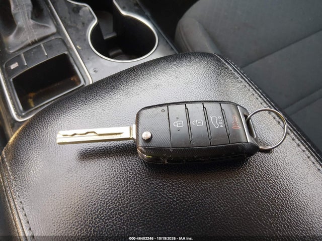 Продаж на аукціоні авто 2016 Kia Sorento 2.4l L, vin: 5XYPG4A3XGG058258, номер лоту: 46402246
