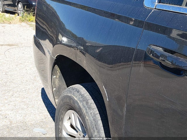 Продаж на аукціоні авто 2017 Chevrolet Suburban Lt, vin: 1GNSCHKC6HR116422, номер лоту: 46402651