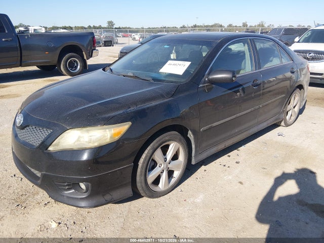 46402971 :رقم المزاد ، 4T1BF3EK7BU191085 vin ، 2011 Toyota Camry Se مزاد بيع
