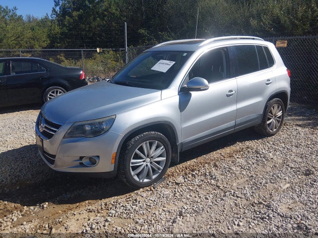 2011 Volkswagen Tiguan Sel მანქანა იყიდება აუქციონზე, vin: WVGBV7AXXBW554625, აუქციონის ნომერი: 46403064