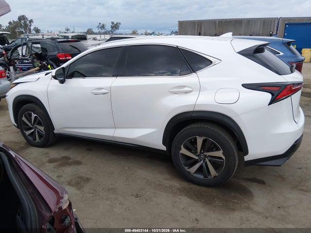 Lexus NX 300 2019 JTJYARBZ9K2123669 Image 14
