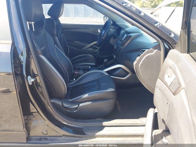 46403159 :رقم المزاد ، KMHTC6AE6DU165000 vin ، 2013 Hyundai Veloster Turbo W/black مزاد بيع