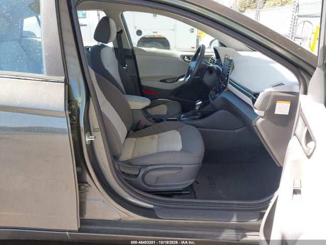 2020 Hyundai Ioniq Hybrid Blue მანქანა იყიდება აუქციონზე, vin: KMHC65LC0LU220178, აუქციონის ნომერი: 46403201