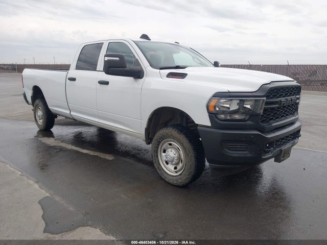 RAM 2500 Tradesman 4x4 8' Box 2023 3C6UR5HJ0PG584284 main image