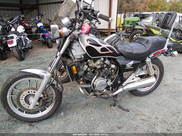 46403546 :رقم المزاد ، JH2PC130XEM005124 vin ، 1984 Honda Vf500 C مزاد بيع