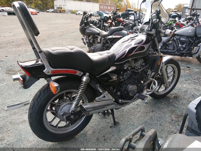 46403546 :رقم المزاد ، JH2PC130XEM005124 vin ، 1984 Honda Vf500 C مزاد بيع