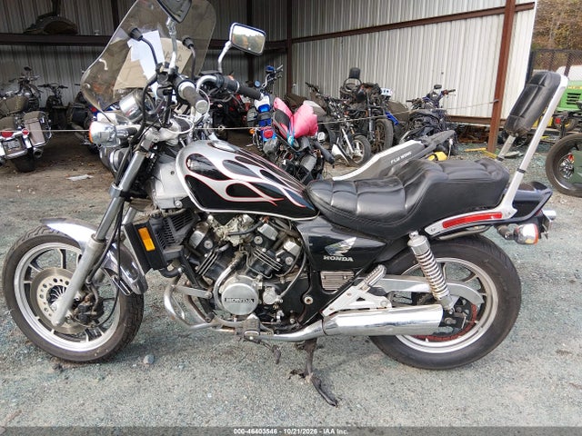 46403546 :رقم المزاد ، JH2PC130XEM005124 vin ، 1984 Honda Vf500 C مزاد بيع